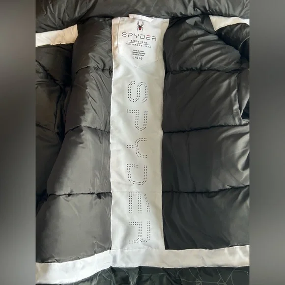 Spyder Women's White and Black long puffer jacket - Picture 15 of 16